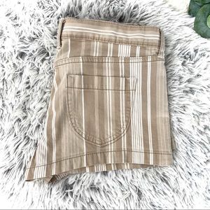 Old Navy Shorts Striped Tan and Cream Color Size 6